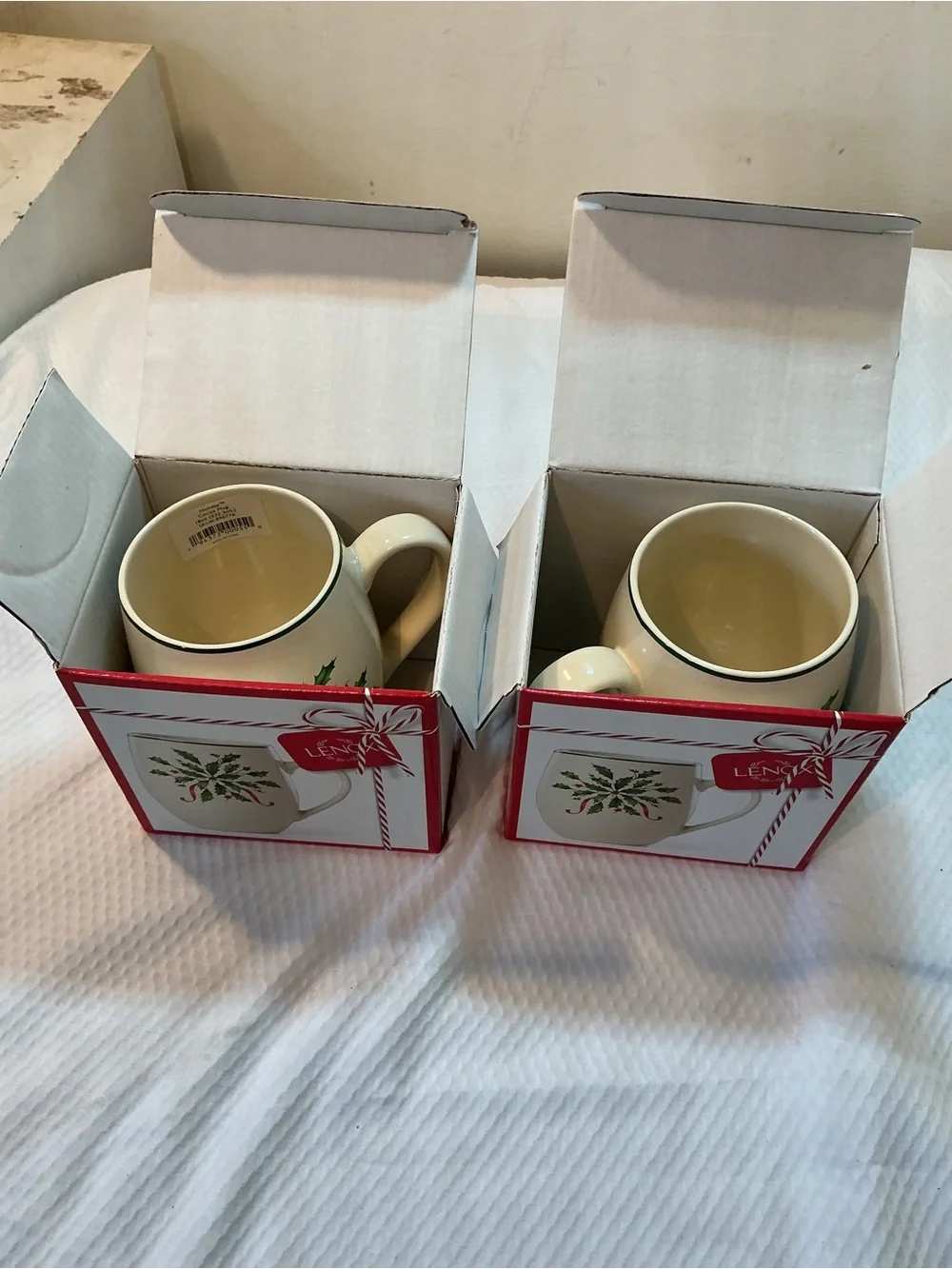 Lenox Holiday Poinsettia Ivory and Green Mugs - Set of 2